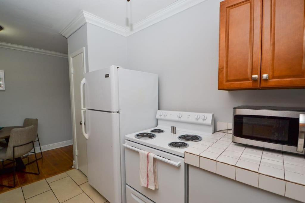 Apartment New Huge Garden 1br