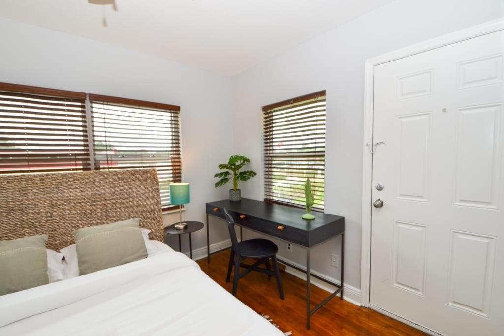New Huge Garden 1br * Tampa